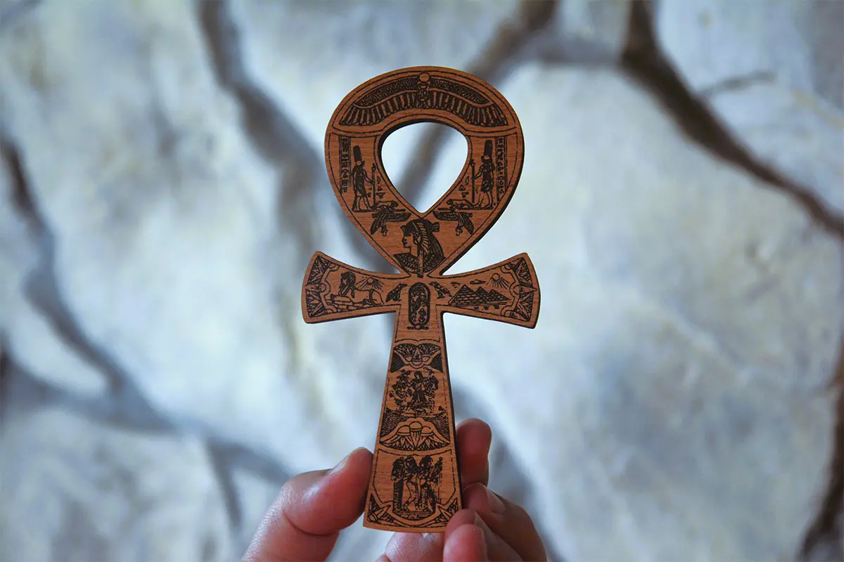 Cruz de Ankh 1